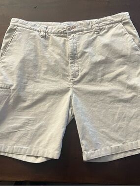 Quiksilver Men's Light Beige Flat Front Shorts